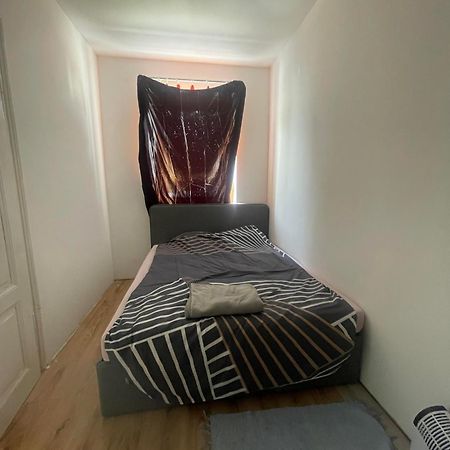 Gemuetlich Und Fein Apartment Ebenfurth ภายนอก รูปภาพ